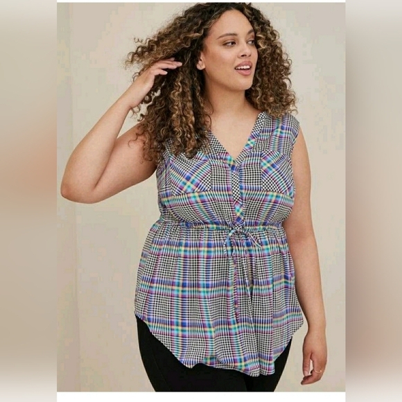 Torrid 2X Tunic Top Blouse Emma Babydoll Challis Rayon Plaid Sleeveless Tie - Picture 2 of 10